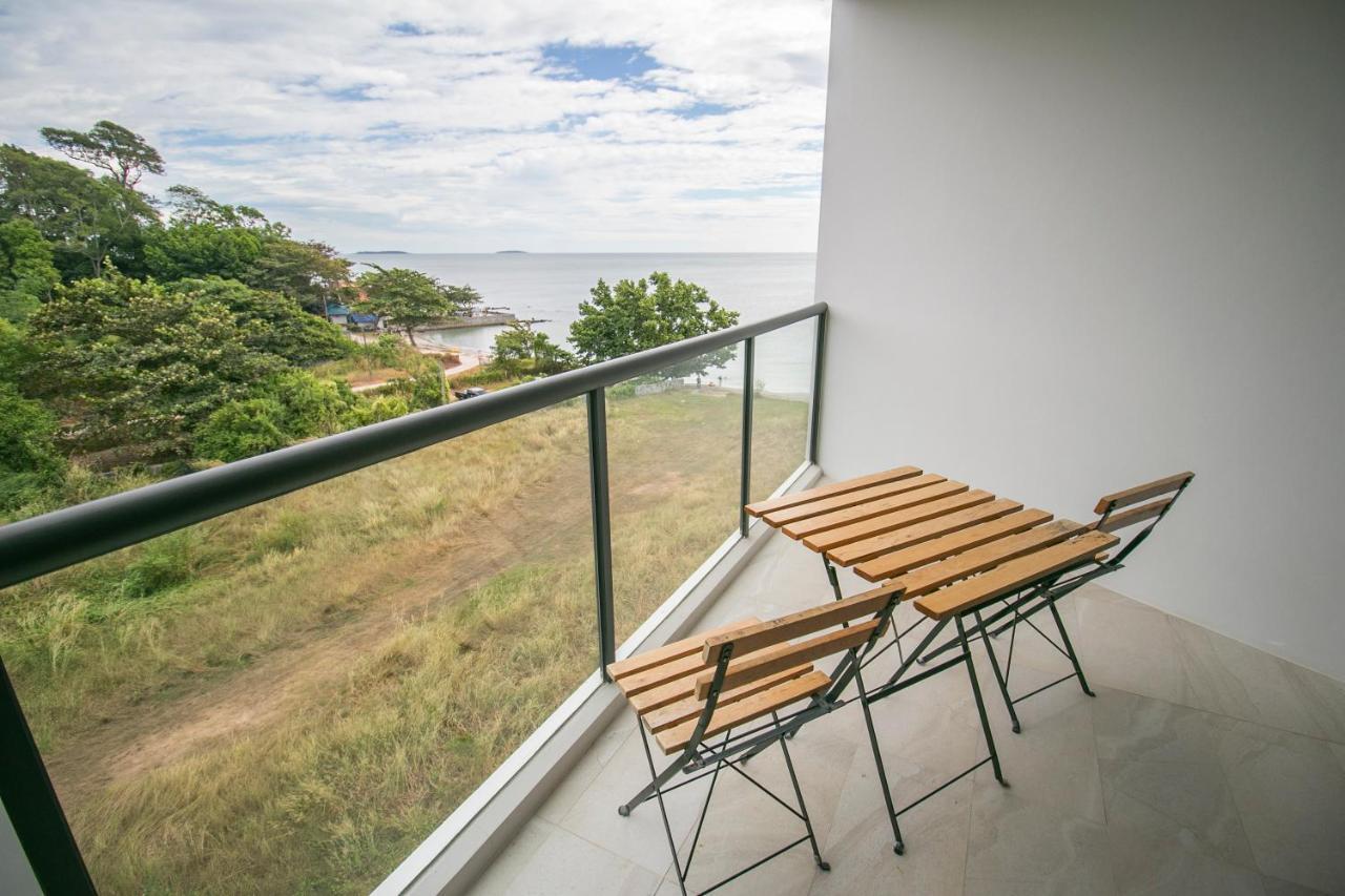 Escape Condominiums Beachfront Suites - Mae Phim ระยอง ภายนอก รูปภาพ