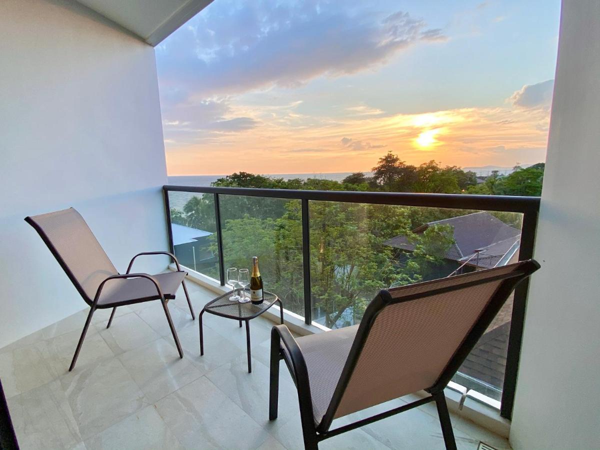 Escape Condominiums Beachfront Suites - Mae Phim ระยอง ภายนอก รูปภาพ
