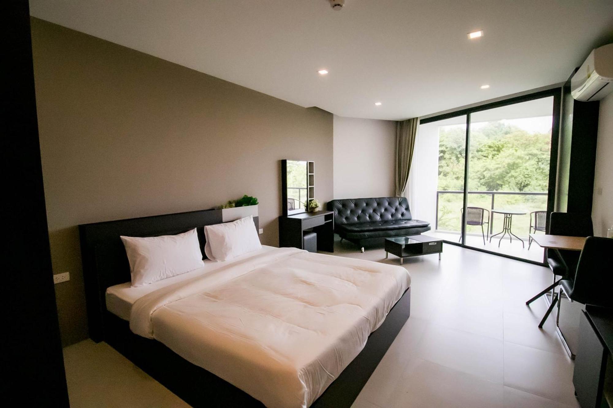 Escape Condominiums Beachfront Suites - Mae Phim ระยอง ภายนอก รูปภาพ