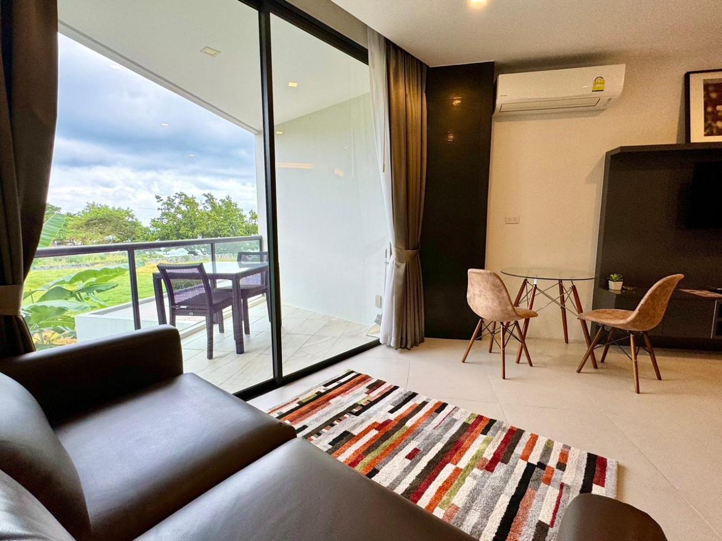 Escape Condominiums Beachfront Suites - Mae Phim ระยอง ภายนอก รูปภาพ